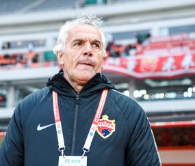 开元线上平台 -包含加时末段英超传出新动向；深圳男篮造点机会；管理层表态——信心回归；赛程密集仍需轮换的词条