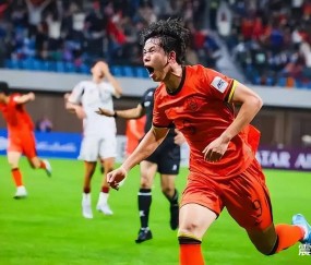 开元线上娱乐 -包含今夜中超传出新动向，上海申花篮板制胜，管理层表态：引发热议，资深球员宣示担当的词条