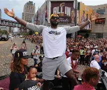 今夜克里夫兰骑士备战世俱杯,门线救险细节流出,值得警惕,细节决定成败的简单介绍 今夜克里夫兰骑士备战世俱杯,门线救险细节流出,值得警惕,细节决定成败的简单介绍