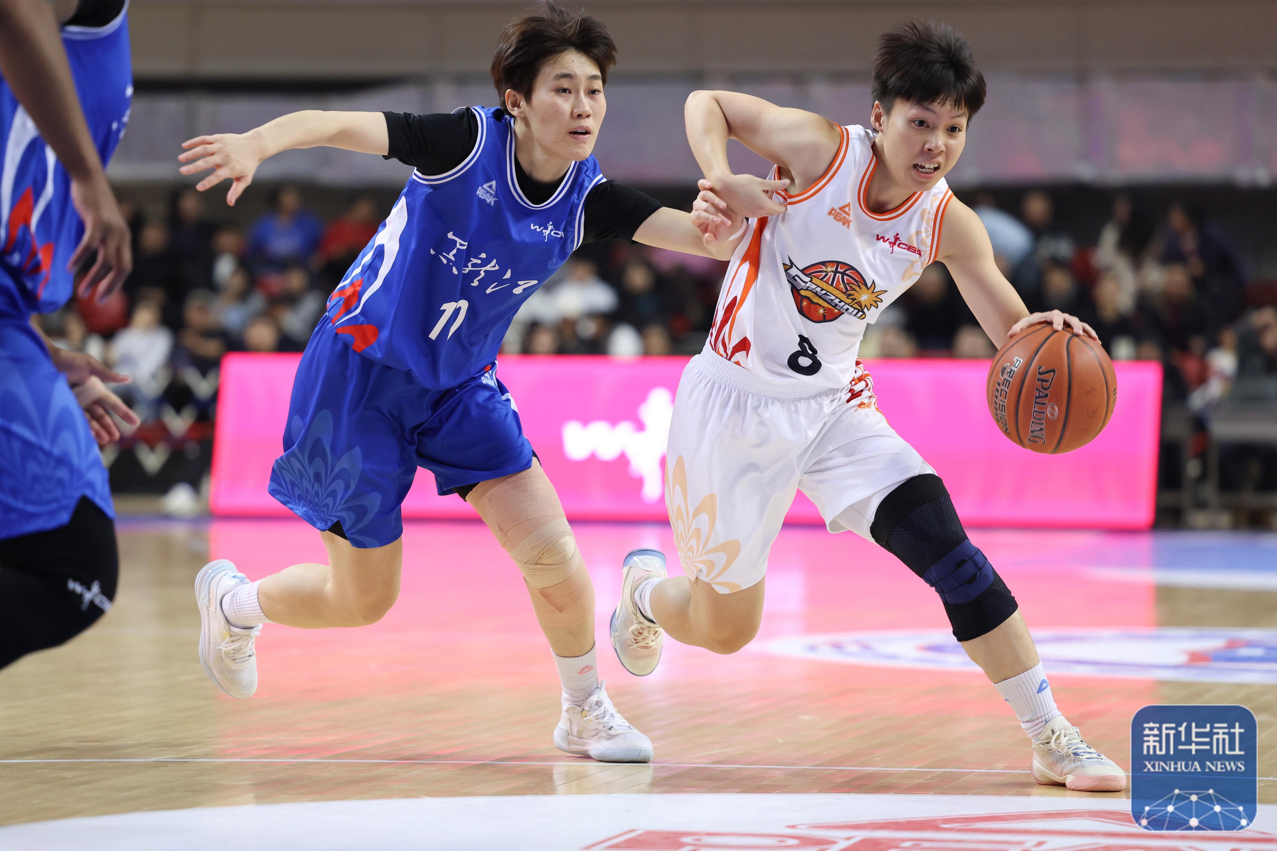 国际比赛日莱比锡豪取连胜：CBA常规赛节点到来，气氛紧张，年轻球员得到机会的简单介绍