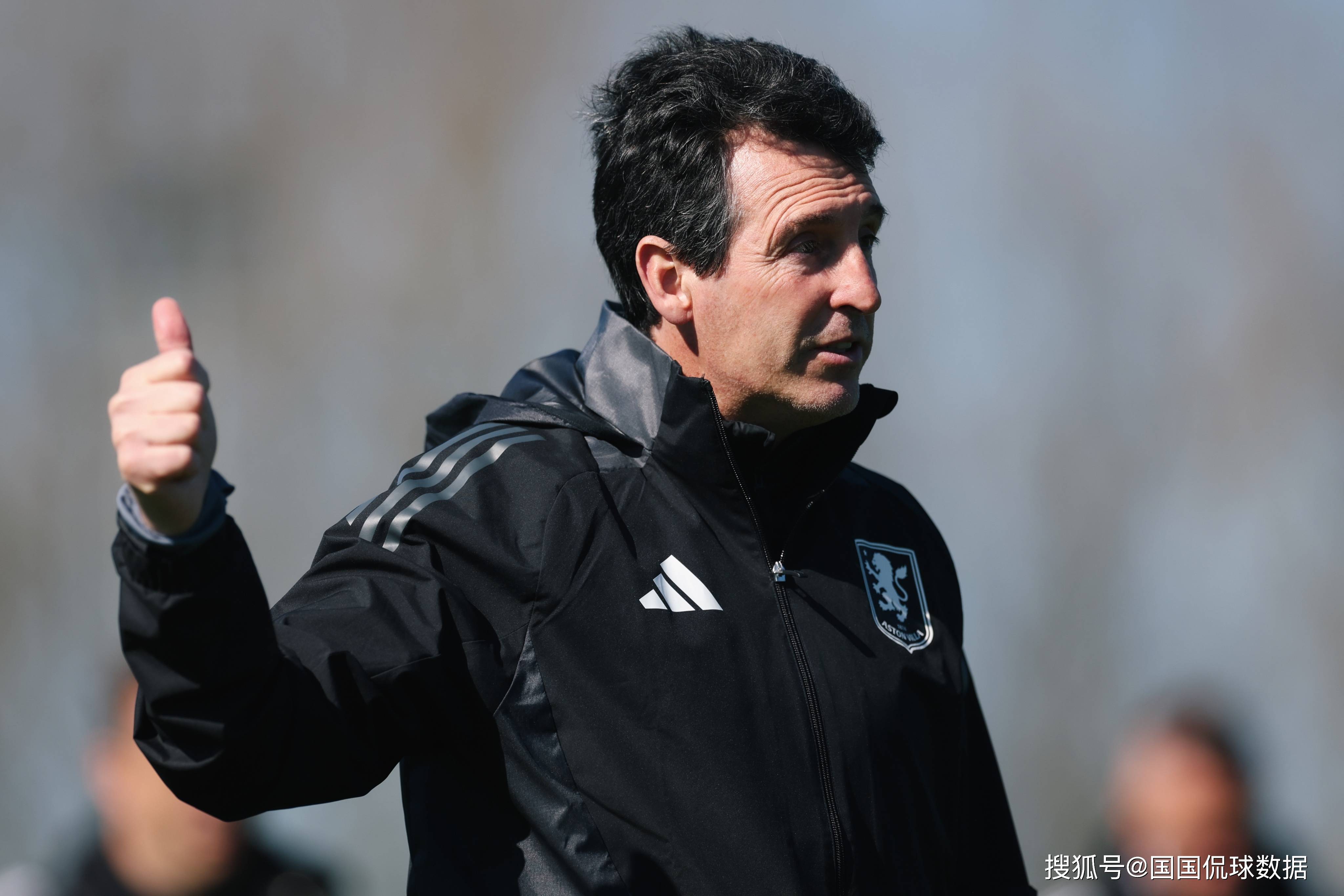  知乎阿斯顿维拉 