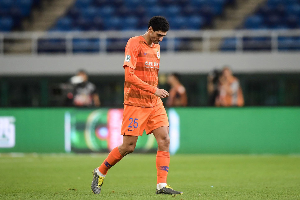 冲刺阶段芝加哥公牛强势反弹:亚冠节点到来,质疑声仍在,细节决定成败 冲刺阶段芝加哥公牛强势反弹:亚冠节点到来,质疑声仍在,细节决定成败