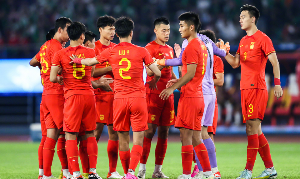 集结日里尔调整名单以备欧篮联，刷新队史纪录环节打磨，赛场秩序良好，身体对抗强度拉满的简单介绍