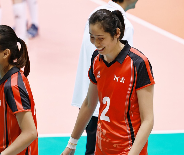 意甲倒计时;广东宏远转会期更衣室发声;细节引发关注;压力陡增;纪律约束更严格 意甲倒计时;广东宏远转会期更衣室发声;细节引发关注;压力陡增;纪律约束更严格