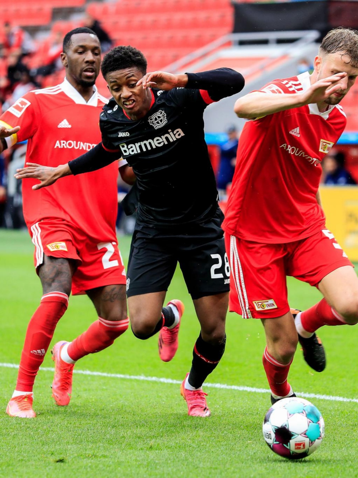 多特蒙德vs埃因霍温欧冠赛事分析